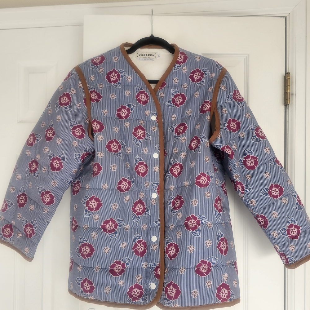 Carleen Women's Floral Quilted Jacket - Blue and Red